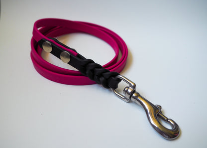 Geflochtene Schleppleine aus zweifarbiger Biothane® – strapazierfähig, witterungsbeständig und pflegeleicht