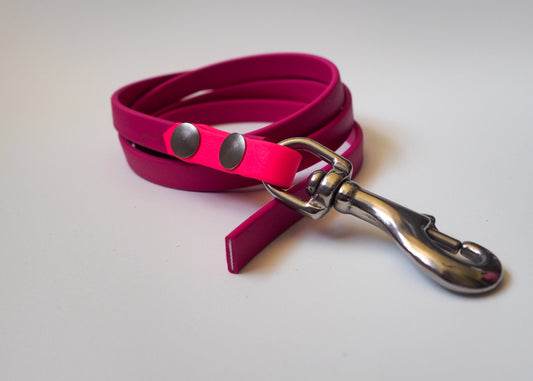 Zweifarbige Schleppleine aus Biothane® – strapazierfähig, wasserfest und in individuellen Farbkombinationen erhältlich