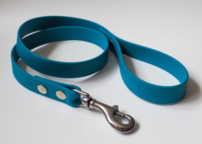 Einfarbige Schleppleine mit Handschlaufe aus Biothane® – wasserfest, leicht zu reinigen und ideal für Hundetraining